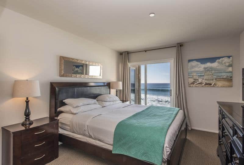 bedroom in Carlsbad beachfront hotel